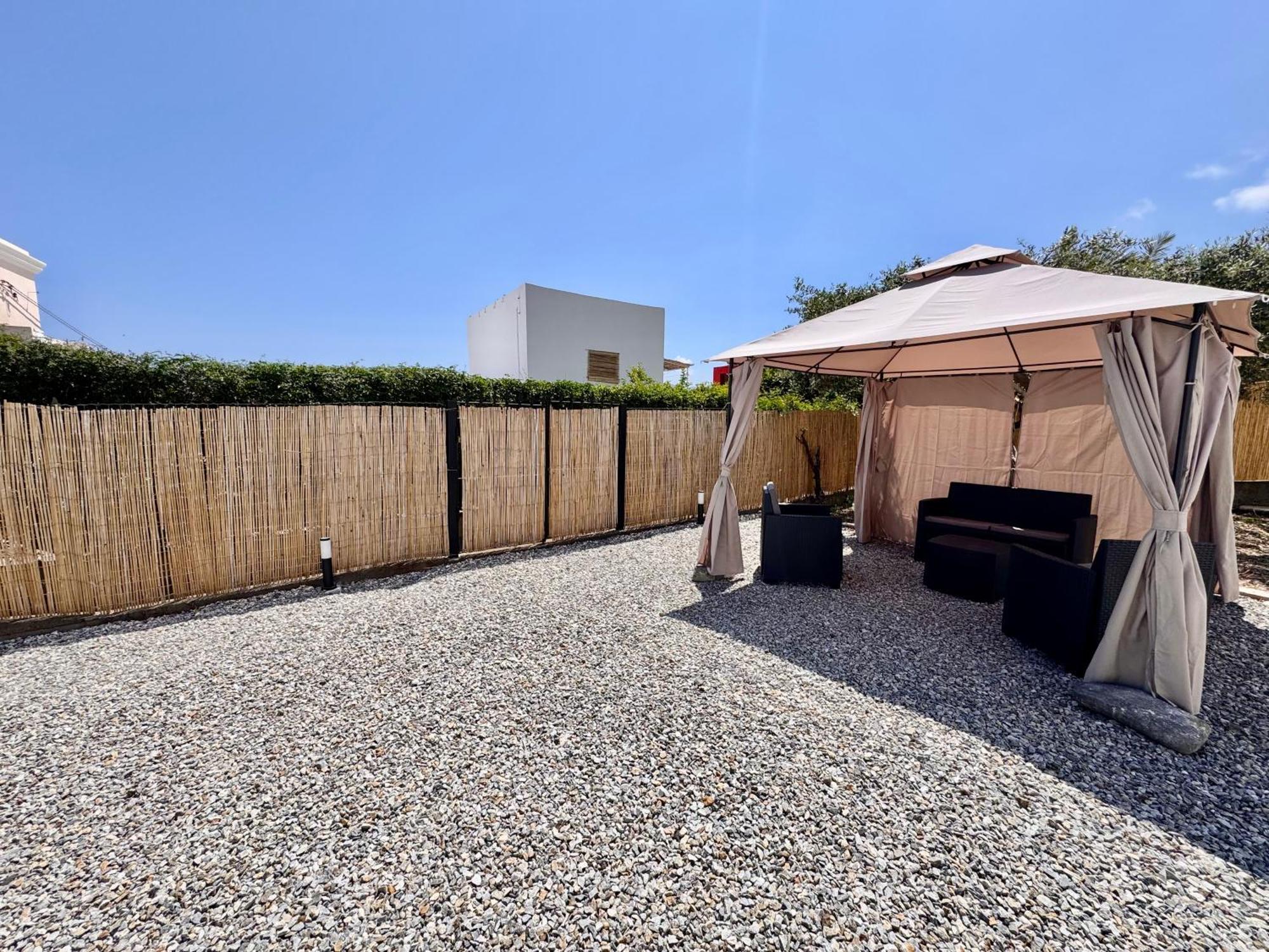 Villa Margherita - Appartamenti A Due Passi Dal Corso Di Santa Marina Salina A 100 Mt Dalla Spiaggia Zewnętrze zdjęcie
